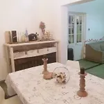 Muy Linda Casa A 1 Cuadra De Terminal De Omnibus